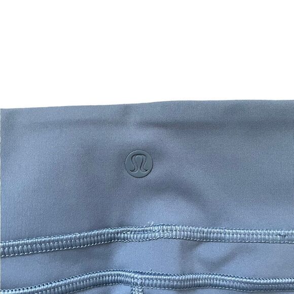 NWT LULULEMON Cool To Street Crop Blue Size 10 - Picture 8 of 9